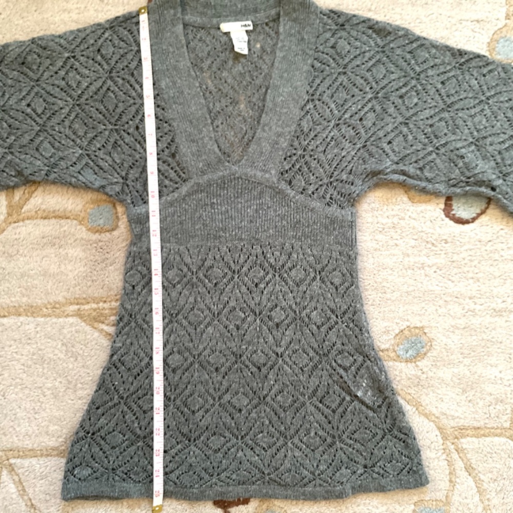 H&M Crochet Style Sweater Gray Size XS - Picture 5 of 9